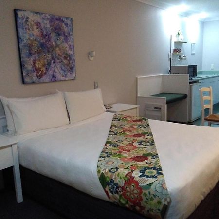 אגם טאופו Colonial Lodge Motel מראה חיצוני תמונה