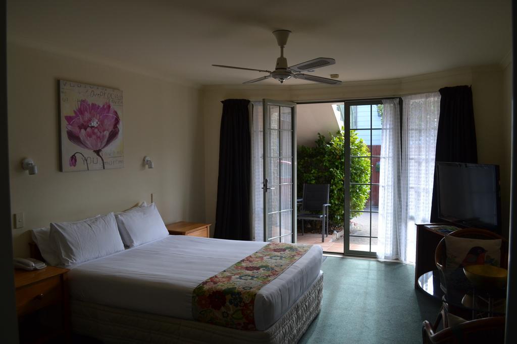 אגם טאופו Colonial Lodge Motel מראה חיצוני תמונה