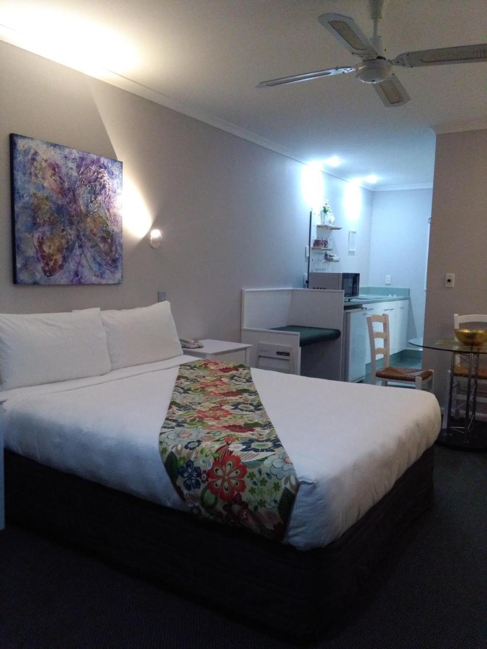אגם טאופו Colonial Lodge Motel מראה חיצוני תמונה